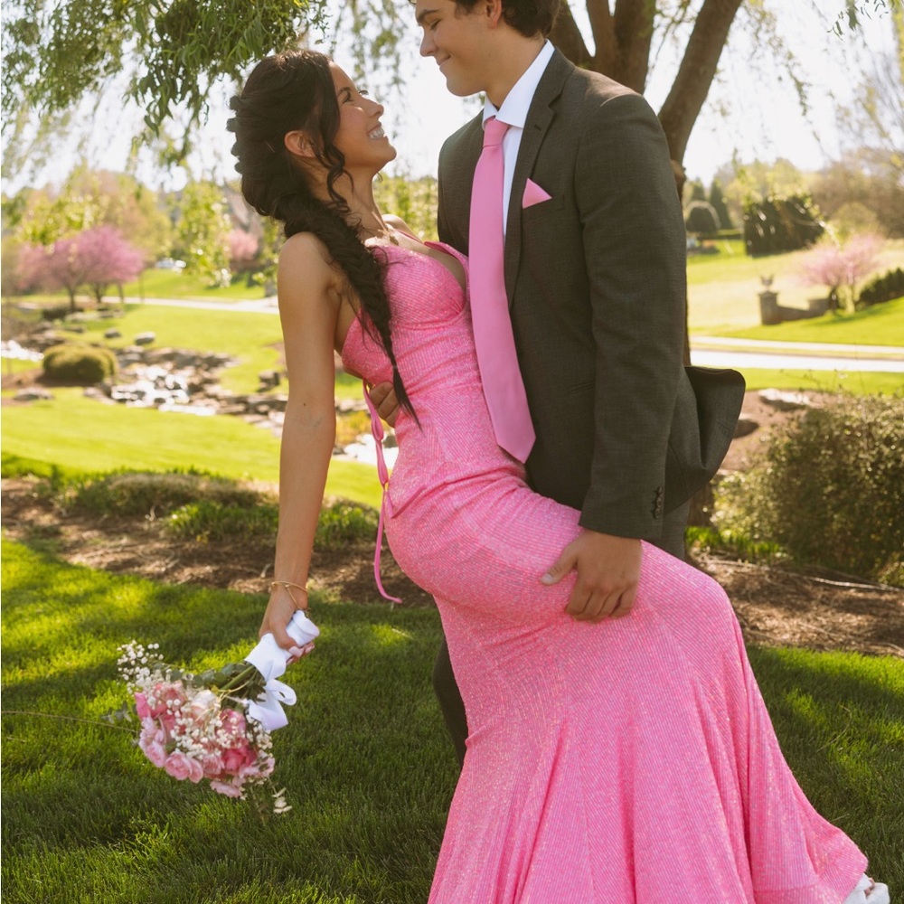 La Femme Pink Sequin Prom Dress - Picture 2 of 4